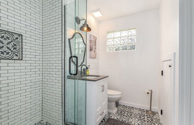 Sunburst Estate Htd Pool Putt Grn Sleeps 14 - Foto 40