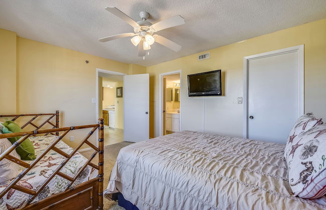 Commodore Resort by Book That Condo - Foto 12