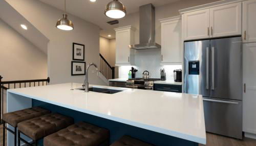 Large Royal Townhome Beautiful Design and Rooftop - Foto 3