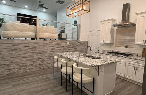 House in the Palisades Hills with City and Mountain views - Foto 29