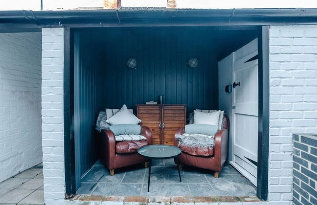 The Neptune - From 125 Per Night - Photo 5