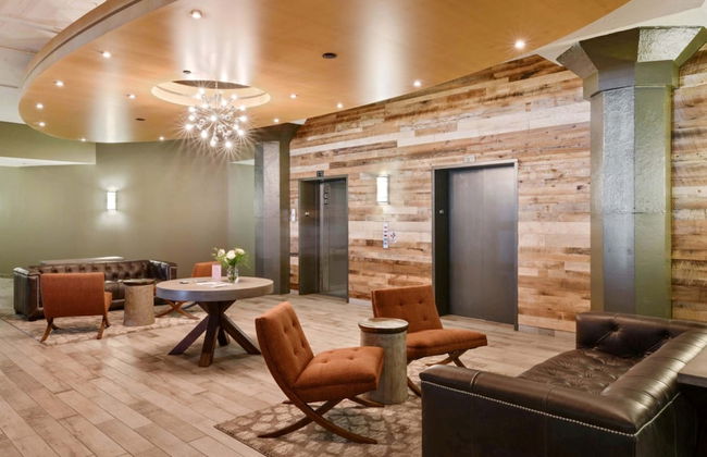 Bluebird Suites at the Warehouse District - Foto 3