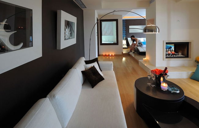 Iakovakis Suites & Spa - Photo 23