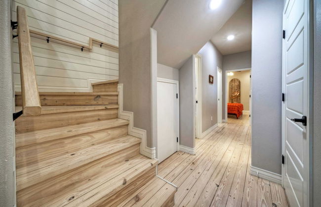 Sleeps 28 2 Homes w/ Boat Dock & Waterfront Pool Laguna Village Haven - Foto 15