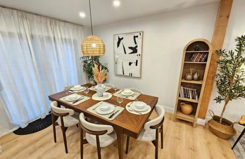 Luxury 4BR near Six Flags & Naval Base - Foto 10