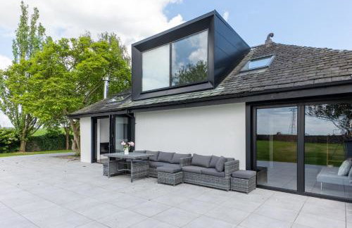 Perfect Family Retreat with Hot Tub, Nr the Lakes - Foto 6