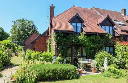 A Magical Retreat, Truly Unique ! - Photo 1