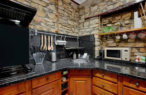 Les Graveurs - Centre Bourgoin - Parking Gratuit - Foto 5