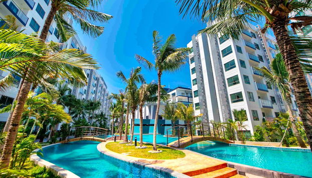 Arcadia Beach Resort Pattaya - Foto 2, Entrada interior