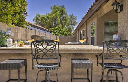 Chic Maricopa Getaway with Outdoor Oasis and Pool - Foto 38