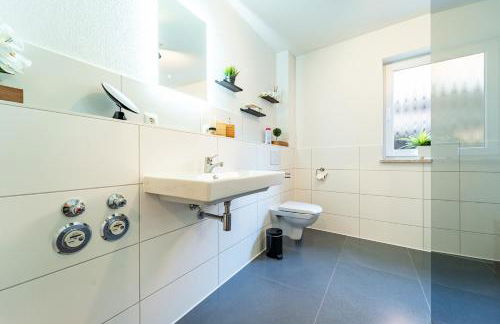 Select-Home 2 - Netflix - Kaffee&Tee - Parkplatz - viele Extras - Foto 18