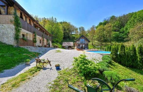 5 Bedroom Awesome Home In Novi Marof - Foto 16