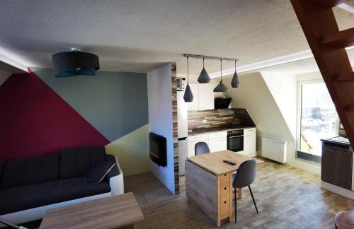 Gemütliche Dachwohnung mit kleiner oder großer Dachterrasse nebeneinander - Foto 1