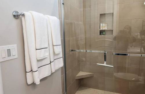 Spacious 1 Bed ADU in Encino, Home Away from Home - Foto 23