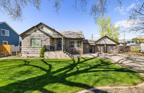 Spacious Family Home with Garage Game Room and Office! - Photo 39