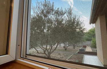 Kuća za odmor ALFIS - Jezera - Photo 57