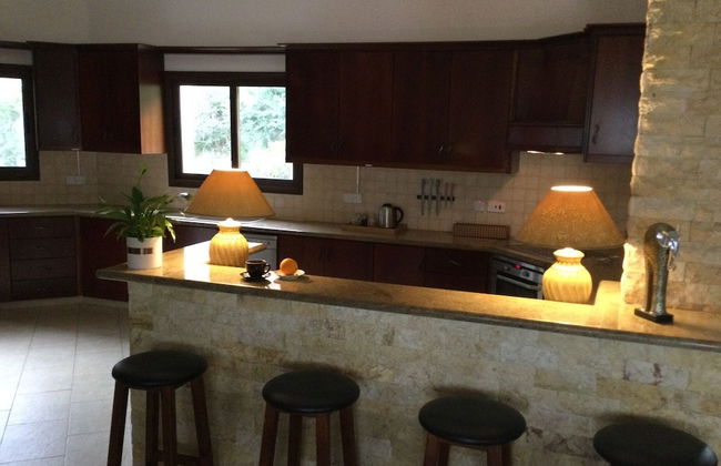 Private Villa, sea Views, Outdoor Bar, Heated Pool - Photo 4