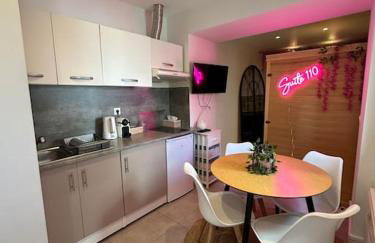 Suite 110 Jacuzzi et Sauna privatisé avec suite - Foto 3