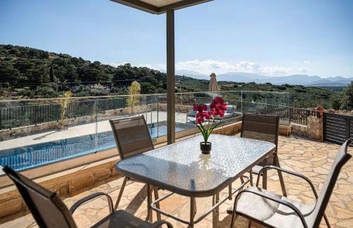 To Petrino Stone Mountain Retreat with Private Pool - Photo 12