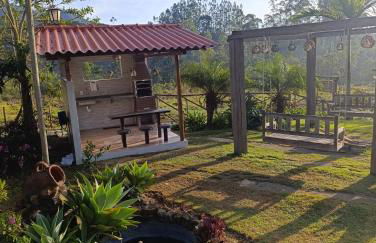 Chalés Flor do Caparaó em Patrimonio da Penha - Foto 28