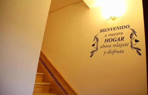 Villa Ahumor Apartamento entero 20 m Sevilla -6pax - Foto 3