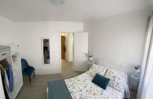 Friends Place - Photo 6