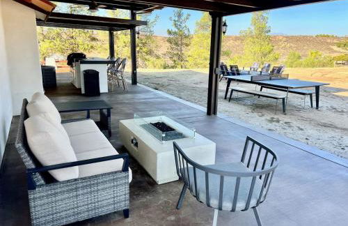 Winery Getaway with Spa and Amazing Hilltop View - Foto 41