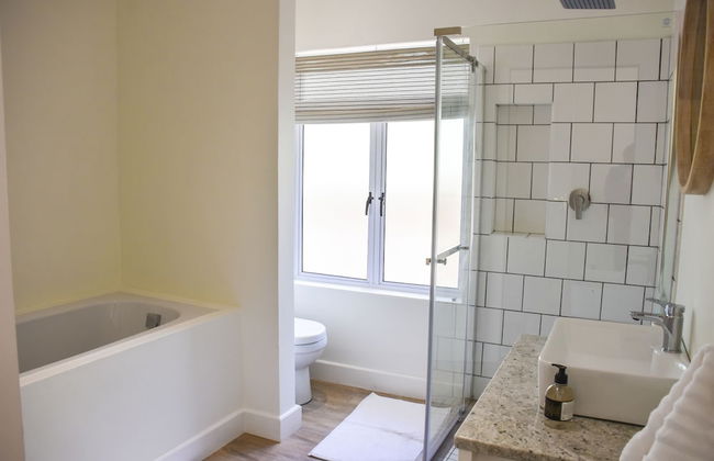 Saints Rest - Photo 11