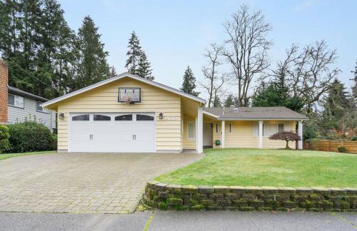 Charming Home in Bellevue Near Downtown n Microsoft - Photo 33