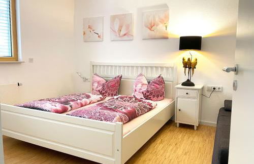 Exklusive Ferienwohnung m. Terrasse, ruhig gelegen - Foto 1