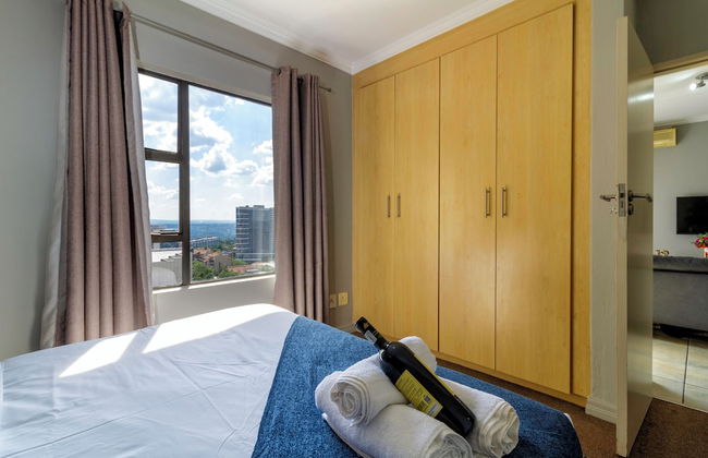 Luxury Apartments West Point Sandton - Photo 7