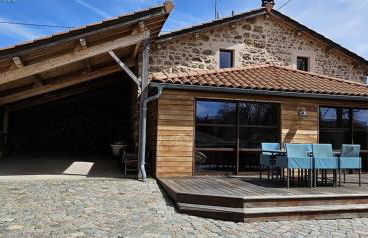 Maison d'hôtes chaleureuse a Usson-en-Forez - Foto 1