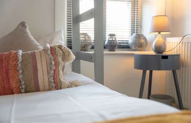 Cosy Cottage - Sleeps 6, Parking & Pet Friendly! - Foto 5