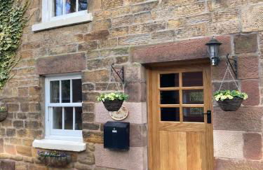 Mill Cottage, Upper Hulme - Photo 1