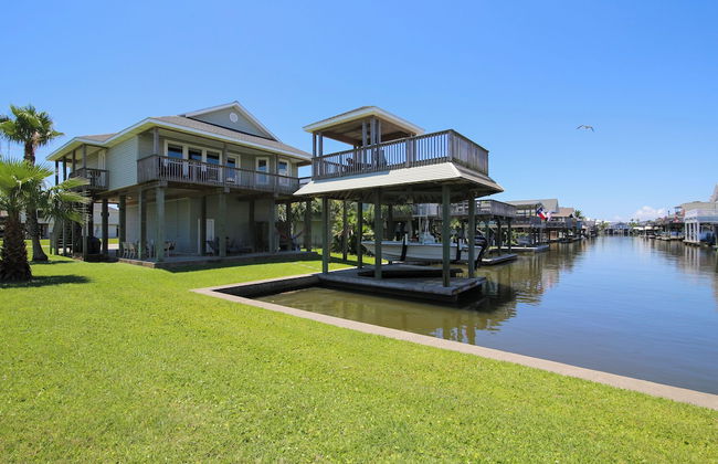 Accompanied By The Sea by Ryson Vacation Rentals - Photo 1