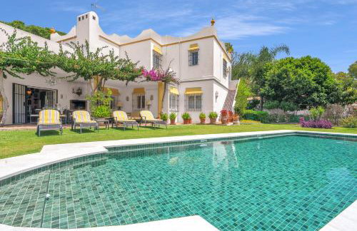 Villa Arin - Beachside Family Home by Finest Rentals - Photo 37