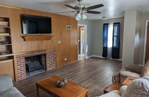 Hot Tub Hideaway by Timber Oaks Vacation Rentals - Foto 24