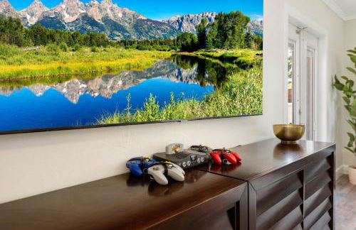 Palms Retreat! Giant Heated Pool-HotTub-FirePit-5Min2Beach-Pets-EV Chgr - Foto 36