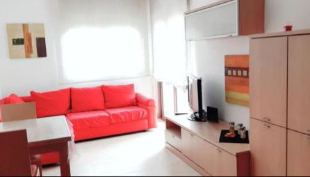 APARTAMENTO EN SEGUNDA LINEA DE MAR, WIFI & A.C - Foto 3