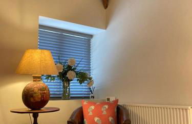 Claydon Courtyard - Photo 2