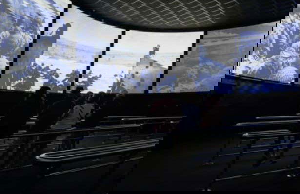 Ingresso do Mémorial de Caen - Foto 7