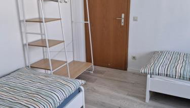 Ruhige und praktisch möblierte 2 Zi Wohnung 52 qm - Foto 4