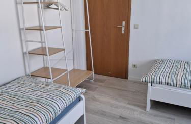 Ruhige und praktisch möblierte 2 Zi Wohnung 52 qm - Foto 4