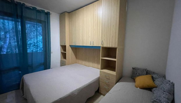 Family Home With Private Garden and Terrace - Foto 5, Habitación