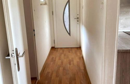 Ruhige freistehender Bungalow mit Parkplatz - Foto 15