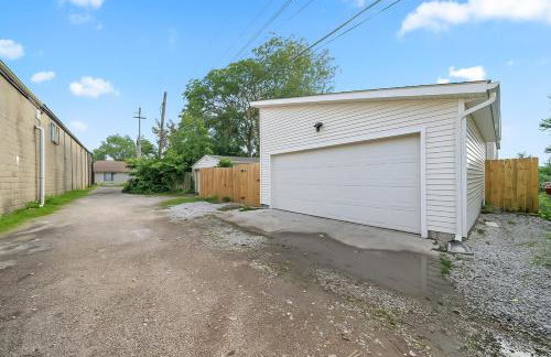 Hot Tub - Mins to Short North - Retro Game Room - Foto 23