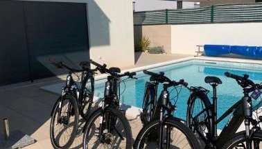 Jlo 2 mit 4 E-Bikes - Foto 3