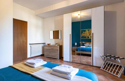 Golden Tree - Castelletto Ticino - Private Garage - WiFi - Foto 11