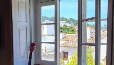 Charmingly Renovated Village House in Sintra, Penedo - Photo 5