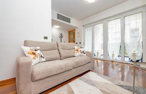 Arcimboldi Terrace Suite - Parking Private Included, Free WiFi & AC - Foto 12